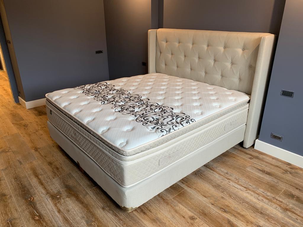 Luxusní vysoká postel - Maxwell Pocket Latex